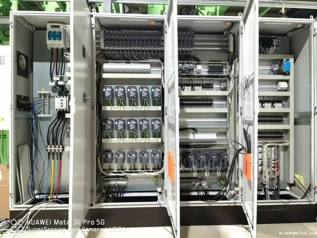 900457c3c81581a7cb282f9e33aa752