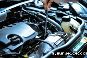 如何判断一台加工中心的精度？